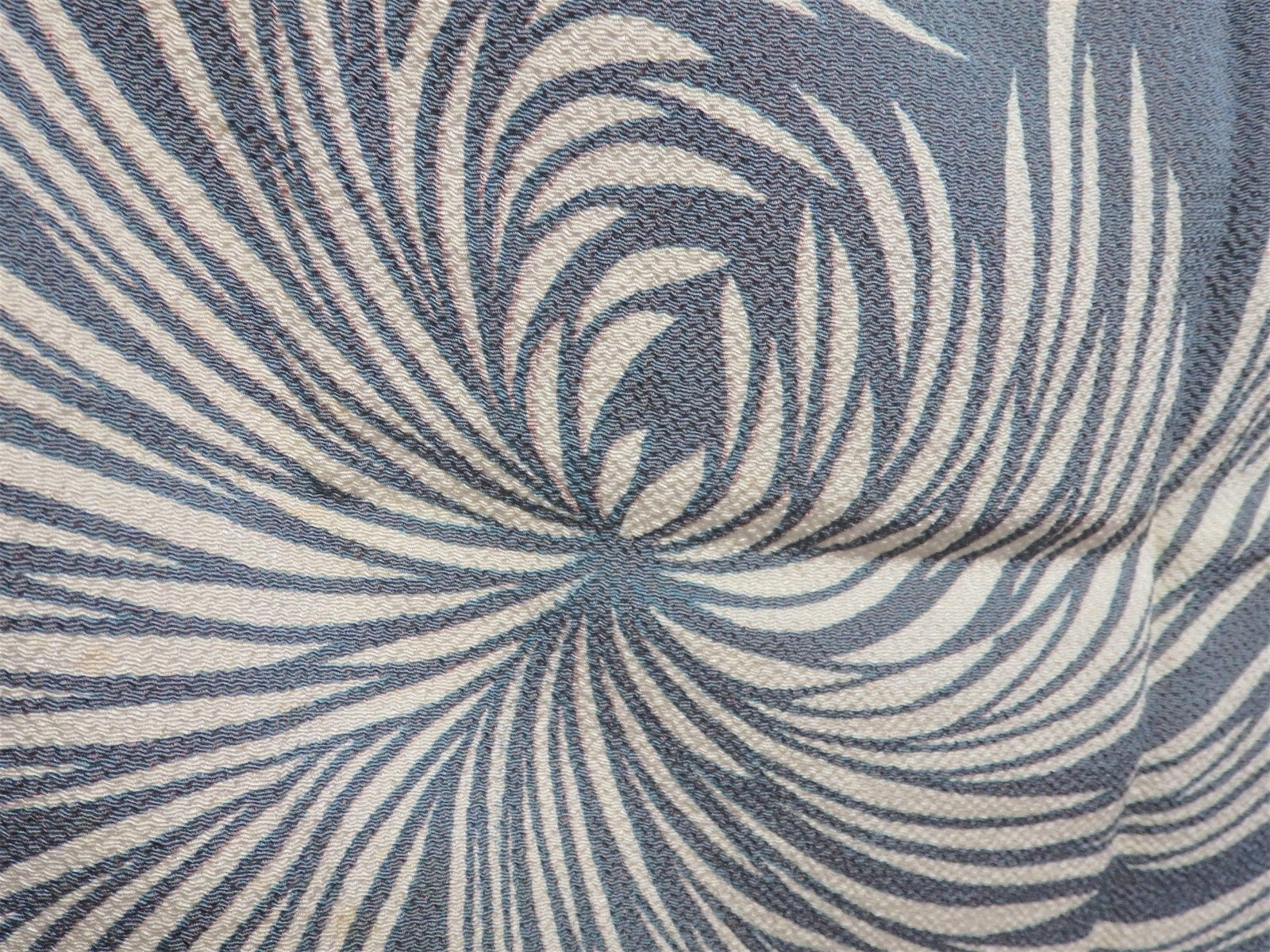 FUROSHIKI Japanese Wrapping Cloth SILK 100 Fabric Chirimen Reversible Multicover