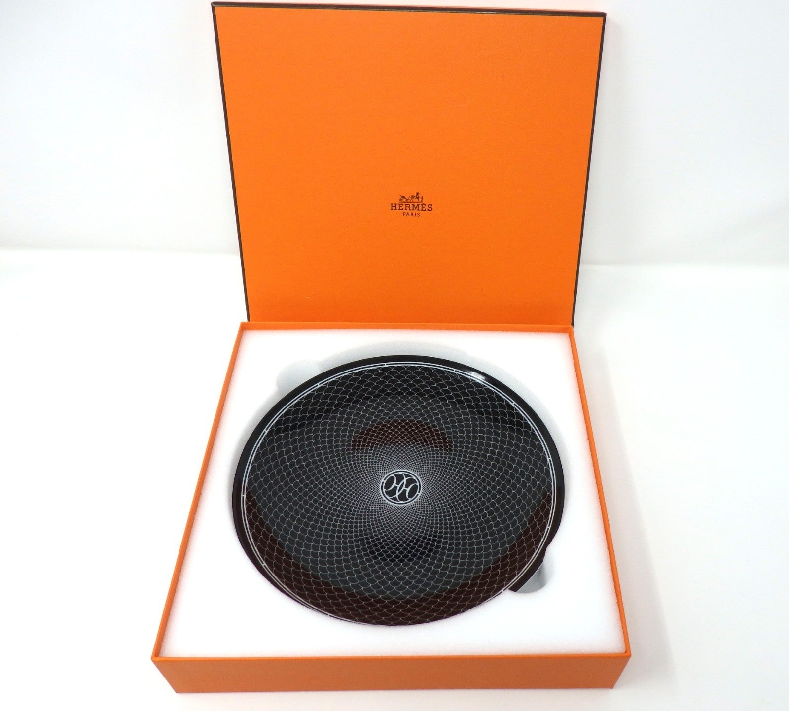 HERMES H Deco Porcelain Plate Black 21.5cm Tableware Dish w/ Box Made in France