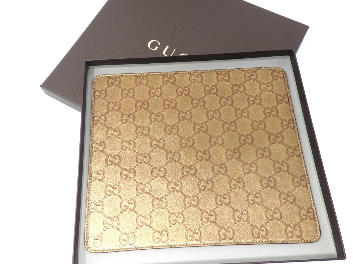 GUCCI Ssima GG Monogram Logo Leather Mouse Pad Gold color Boxed Authe Mint Gift