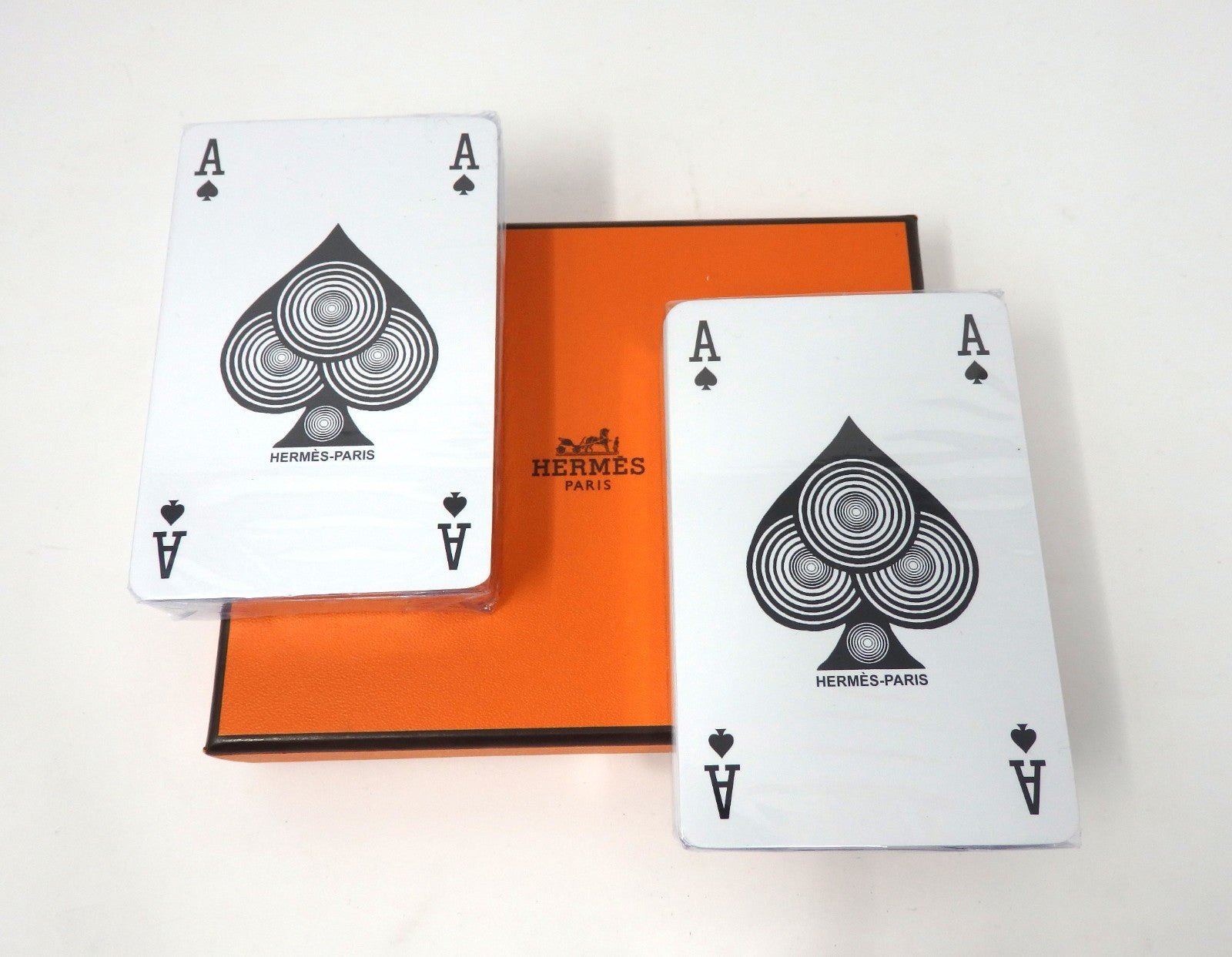 HERMES 2 Deck of Playing Cards Game Lithography Ecestor Horse Auth Sealed Gift