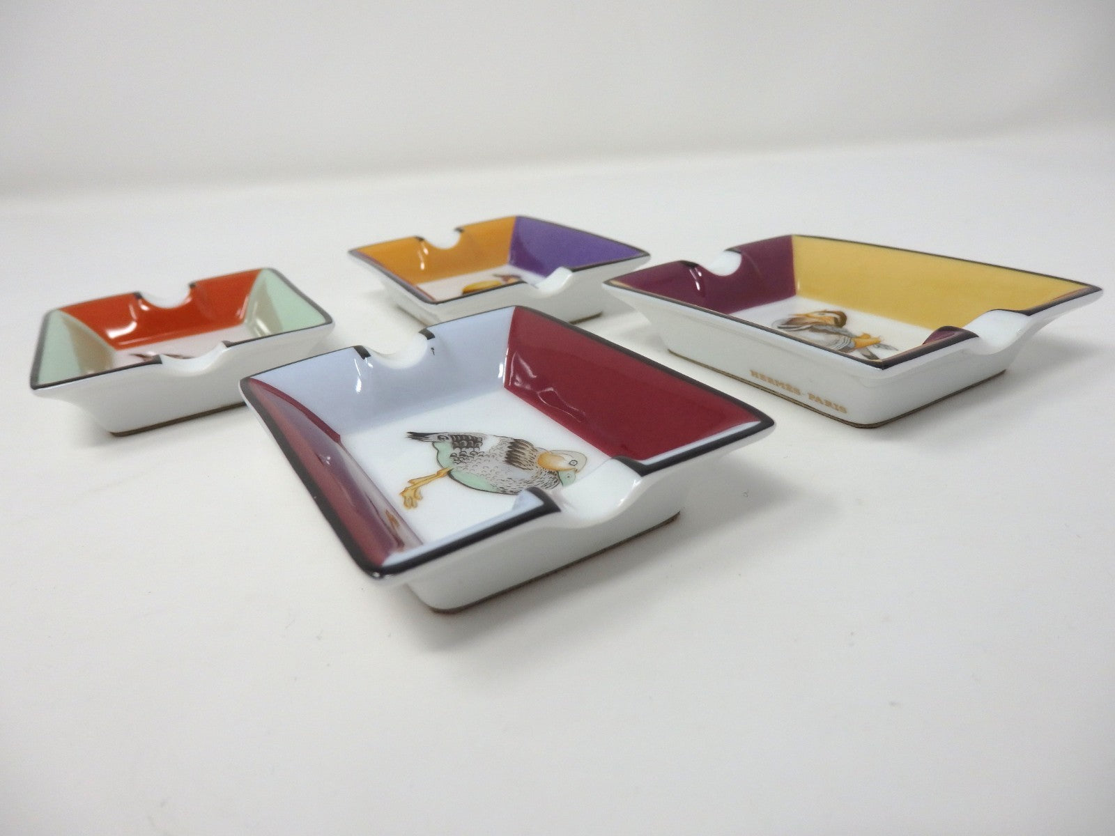 HERMES Mini Ashtray Set 4 Plate Change Tray Bird Pattern Porcelain Interior Box
