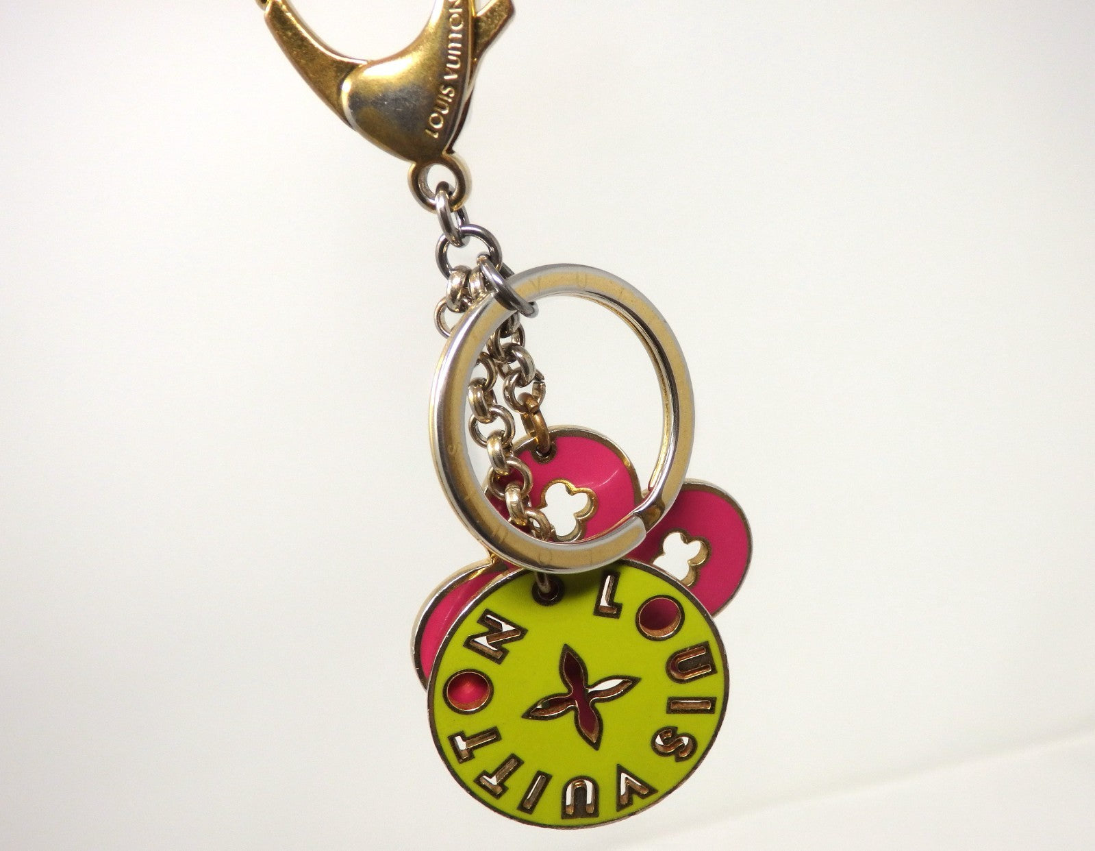 LOUIS VUITTON Porte Cles Looping Flower Bag Charm Key Ring Chain Pink Green Box
