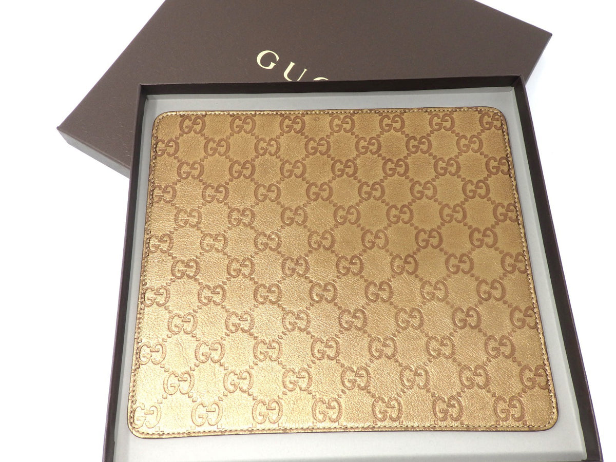 GUCCI Ssima GG Monogram Logo Leather Mouse Pad Gold color Boxed Authe Mint Gift