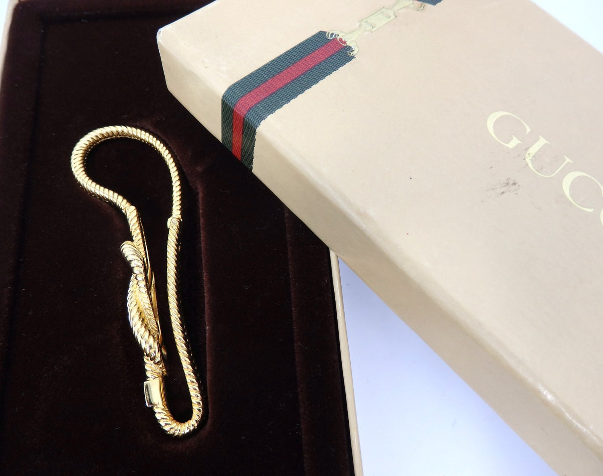 GUCCI Vintage GG Interlocking Gold Twist Motif Key Chain Holder Ring Charm Boxed