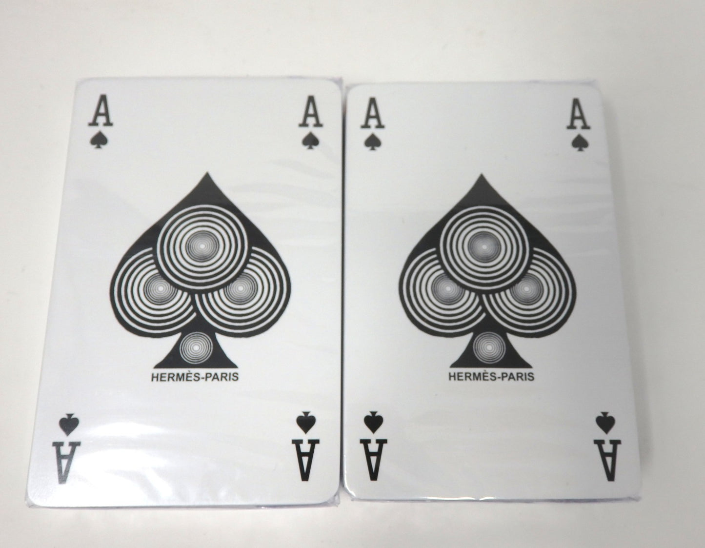 HERMES 2 Deck of Playing Cards Game Lithography Ecestor Horse Auth Sealed Gift
