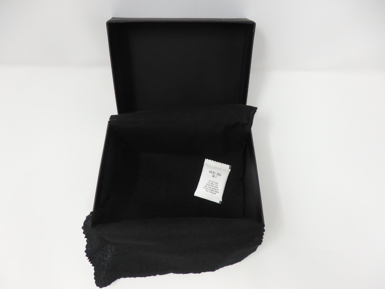 Dolce & Gabbana DG Logo Black Leather Cigarette Case Gold Tone Box Card Rare JPN